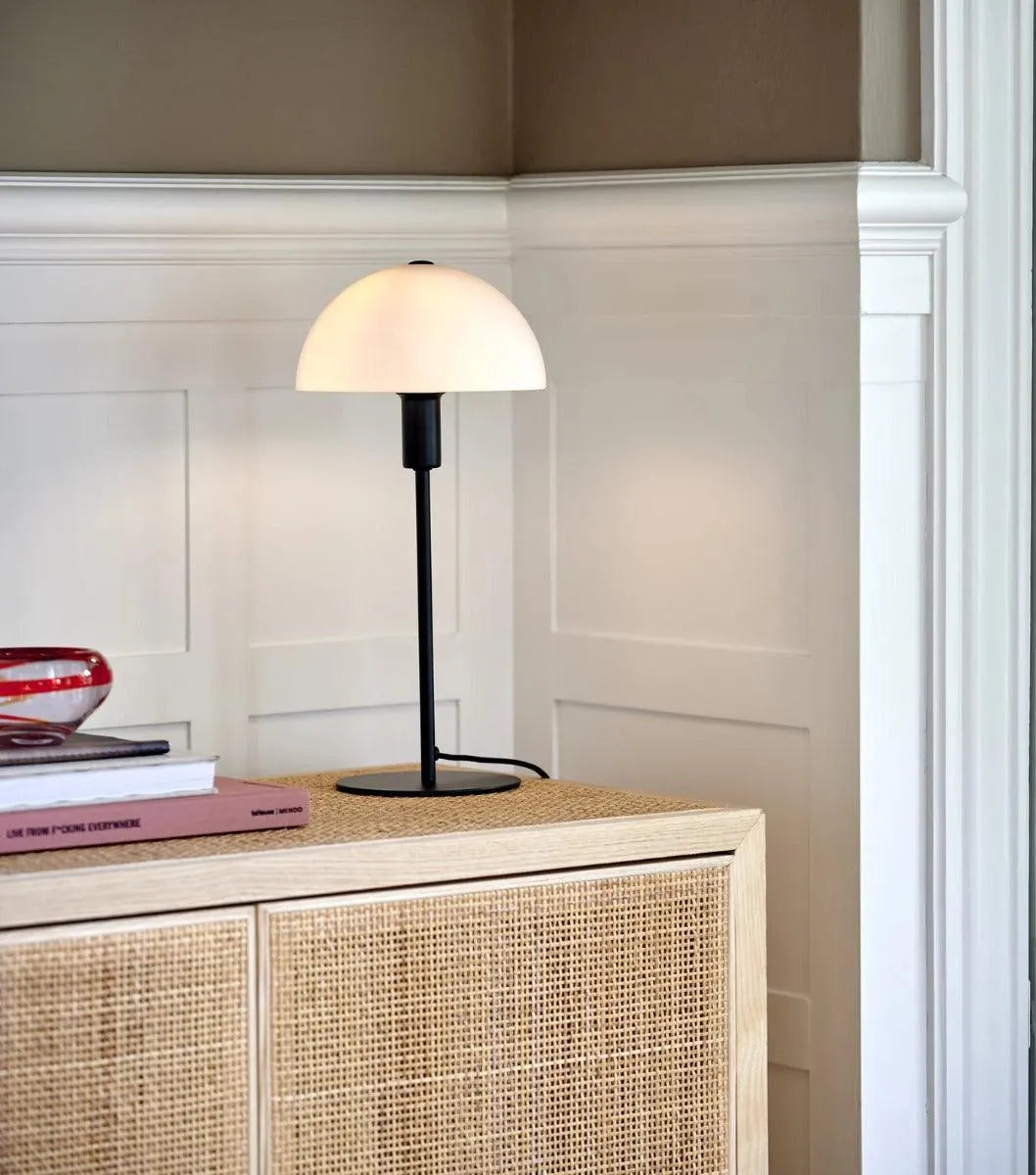 Tafellampje met schakelaar en E14 fitting designverlichting nordlux 